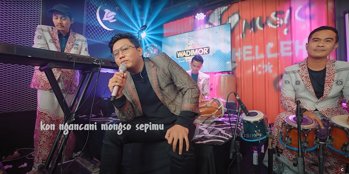 Chord Gitar dan Lirik Lagu DENNY CAKNAN - SANES (OFFICIAL LIVE MUSIC) | DC MUSIK - SigiJateng.id